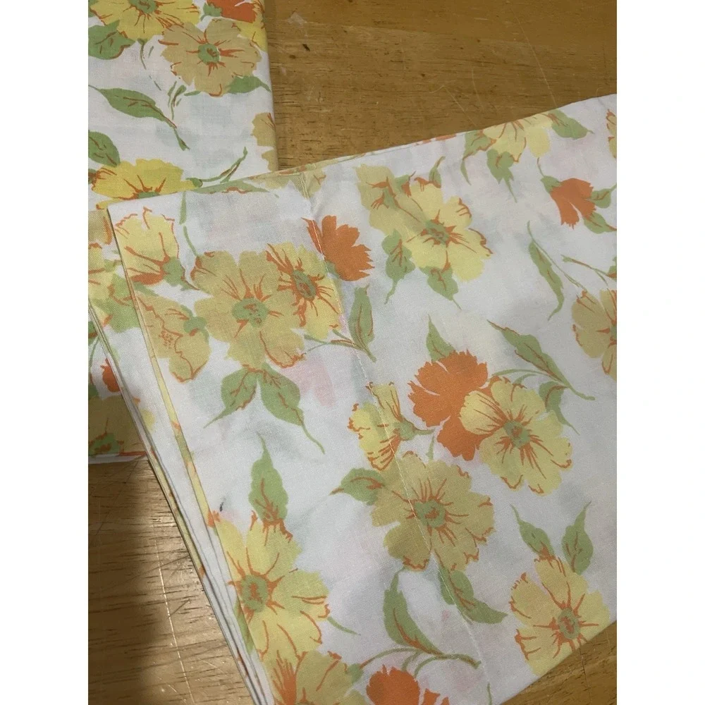 Vtg Penn-Prest Orange‎ Yellow Flowers Pillow Cases Fashion Manor Muslin 1970s
